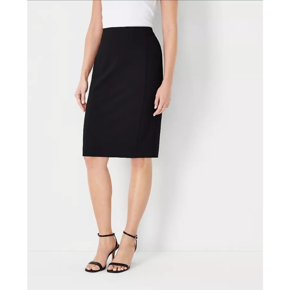 Theory | Classic Pencil Skirt
